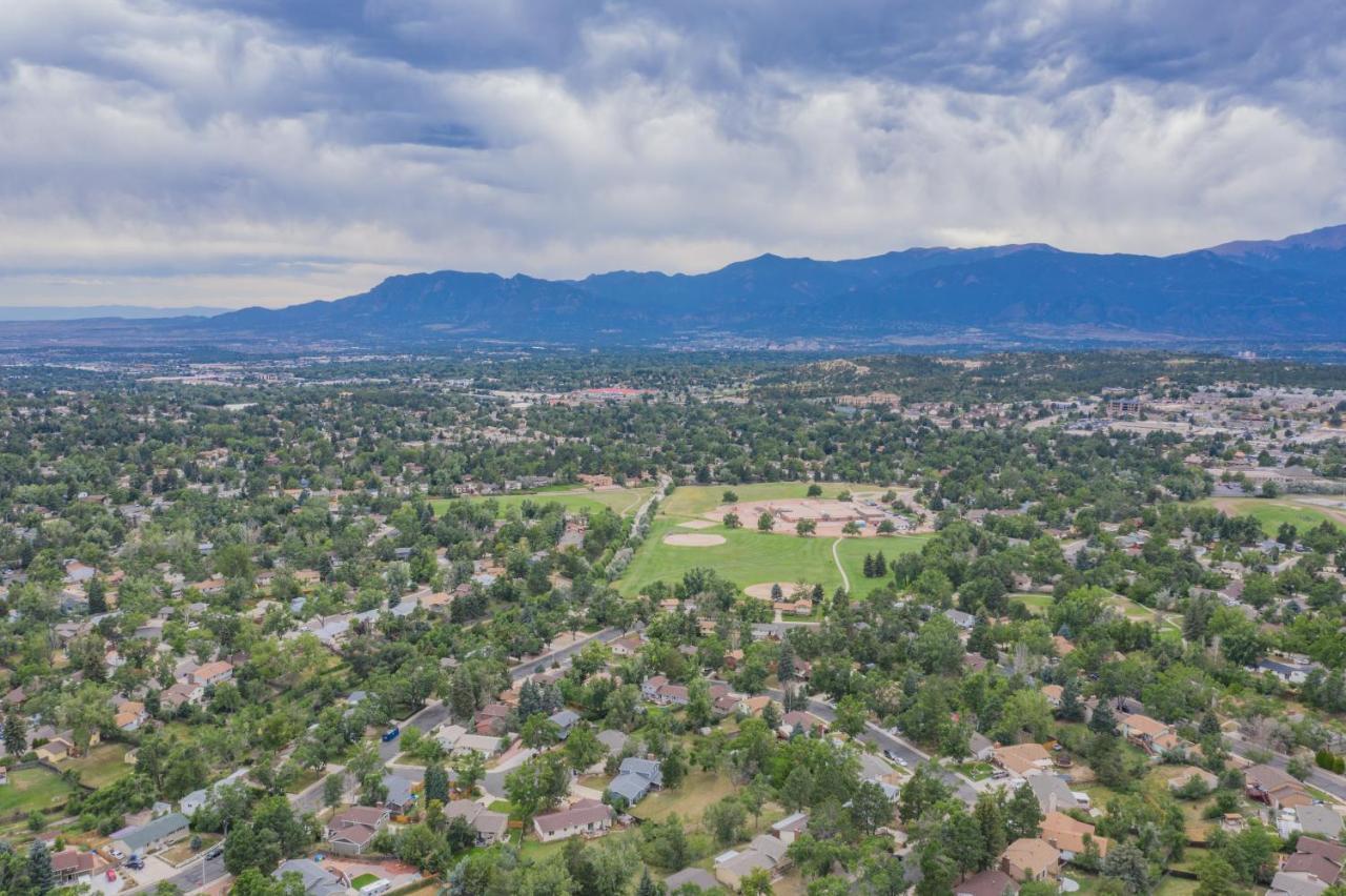 Wonderful Spacious 5Br Colorado Springs House Villa Exterior photo